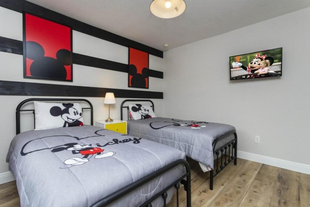 6 Bedrooms Pool And Game Room - 2 Miles To Disney 7817 Orlando Buitenkant foto